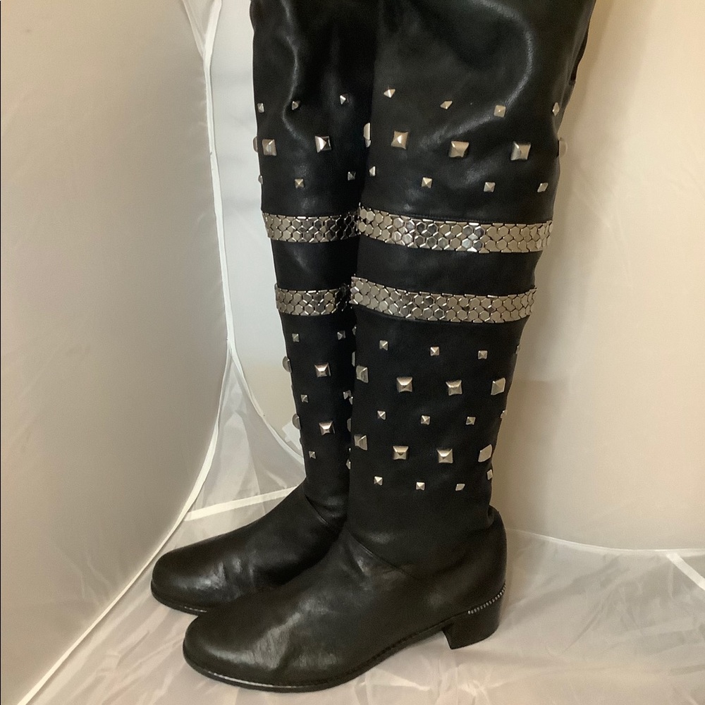 Stuart Weitzman knee-high black leather boots 8.5
